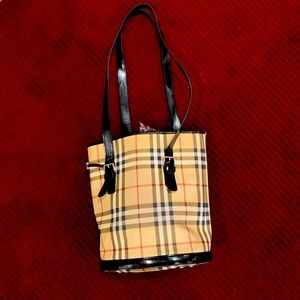 AUTHENTIC BURBERRY BUCKET SHOULDER BAG